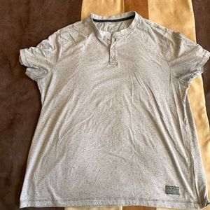 Flag and Anthem grey heather t-shirt Henley, men’s XL